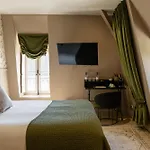 Chateau Leognan, Domaine Viticole - Proche Bordeaux Hotel 5*