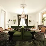 Hotel Château De 5*