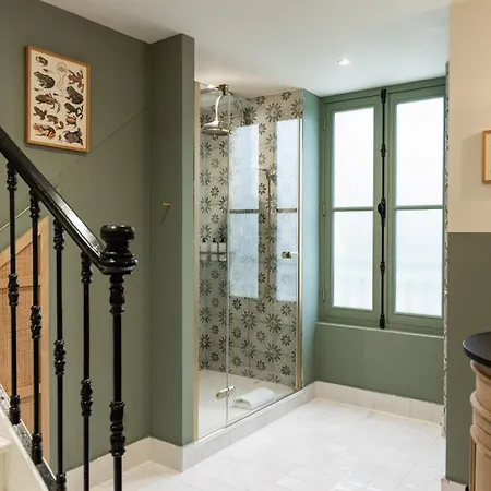 Château De Hotel Léognan