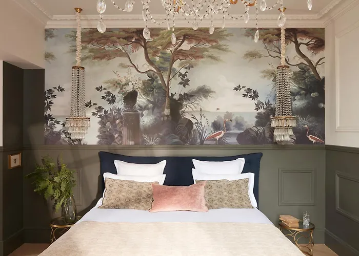 Chateau Leognan, Domaine Viticole - Proche Bordeaux Hotel