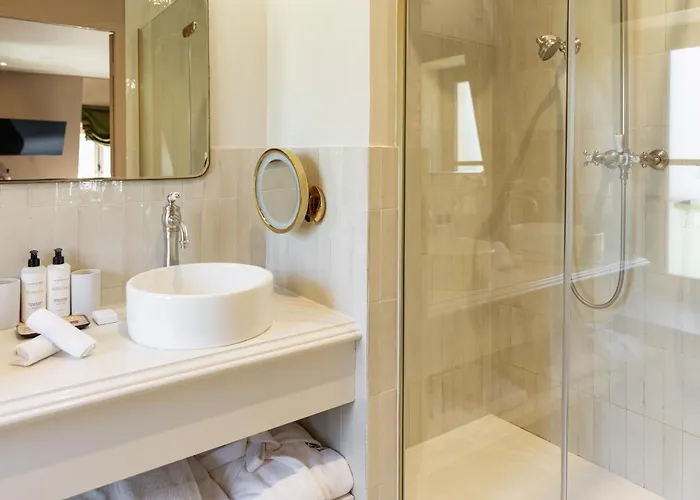 Chateau Leognan, Domaine Viticole - Proche Bordeaux