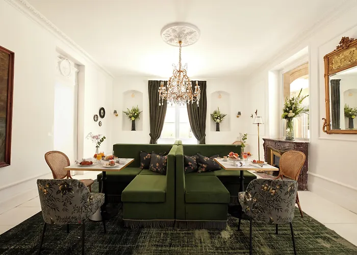 Hotel Chateau Leognan, Domaine Viticole - Proche Bordeaux 5*